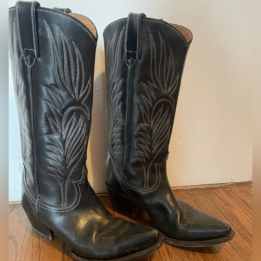 Black Cowboy Boots